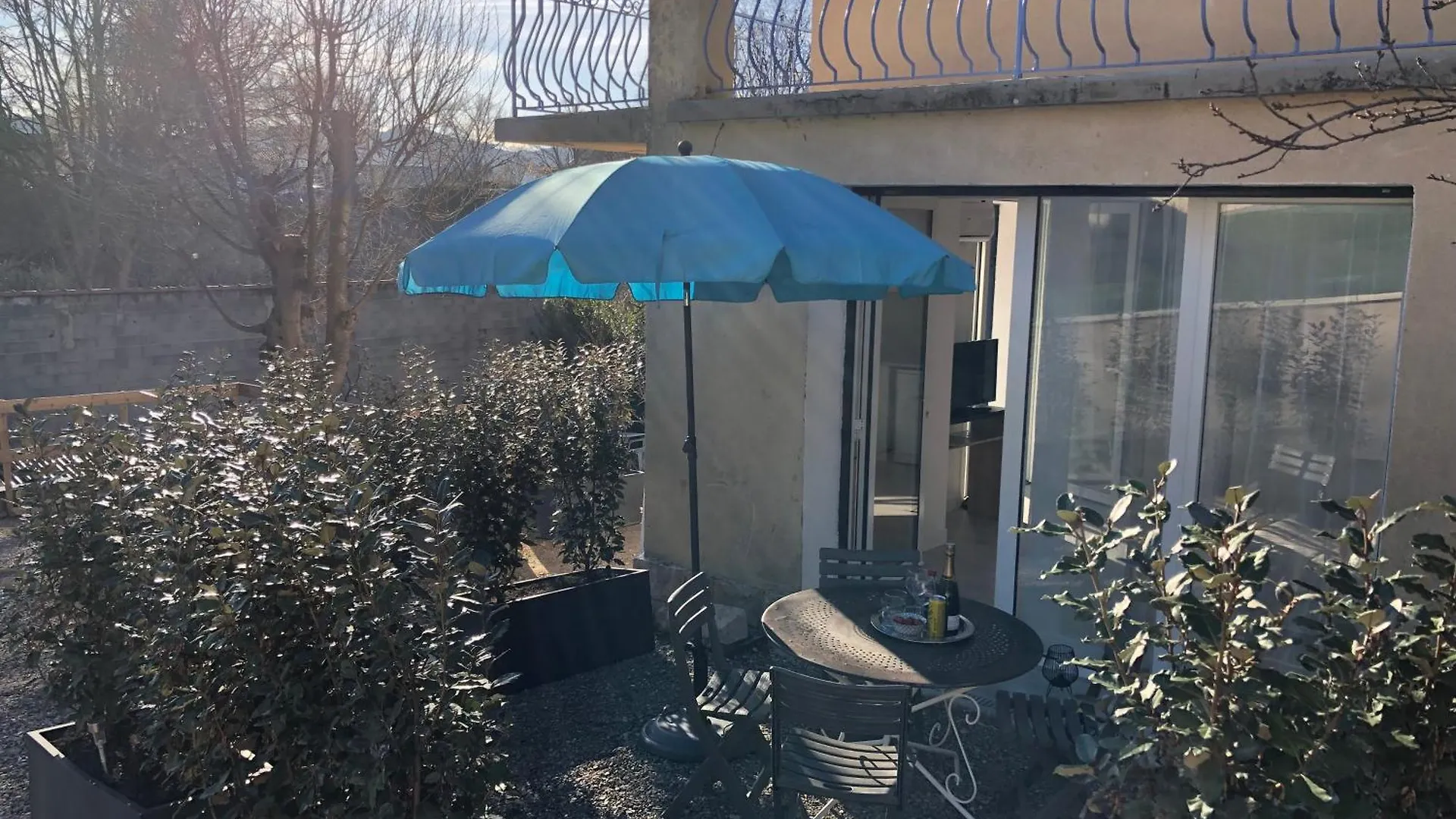 La Rocaille Du Chateau Greoux-les-Bains
